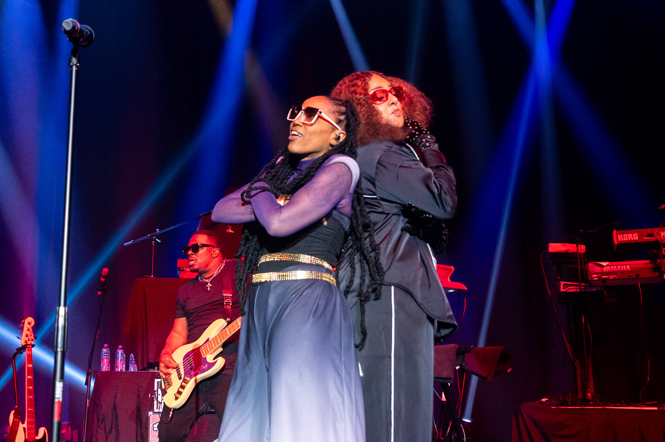 The Long-Awaited Return of Floetry - Houston Press