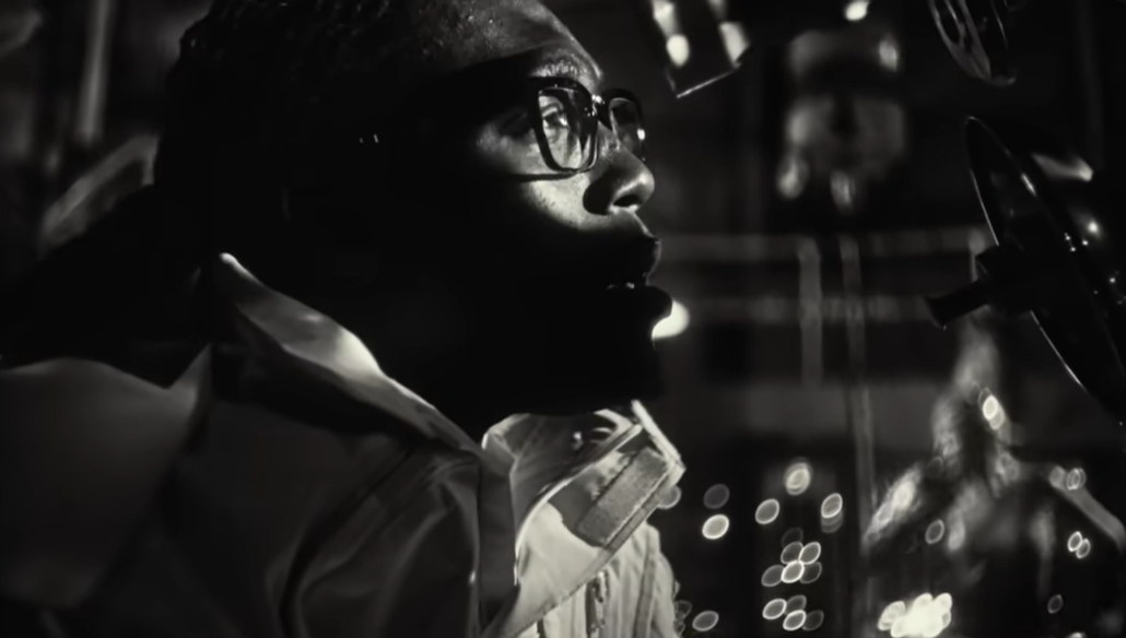 Don Toliver Turns Toyota Center Into His Own Space - Houston Press